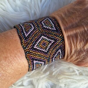 Handmade Chevron jewelry tones  bead cuff bracelet NWOT